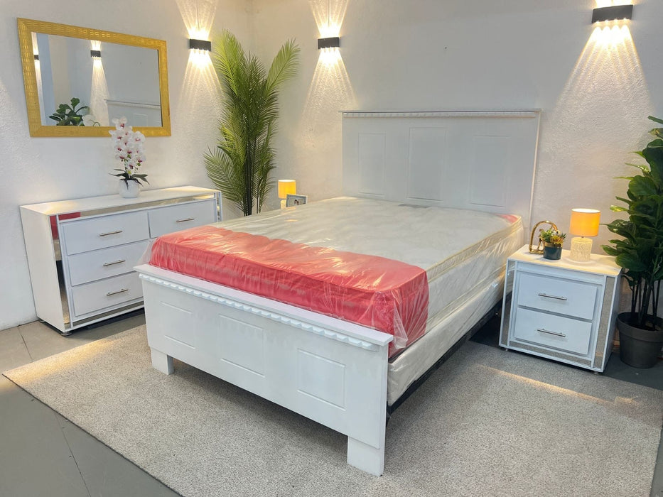 Juego de habitación minimalista piramide Queen