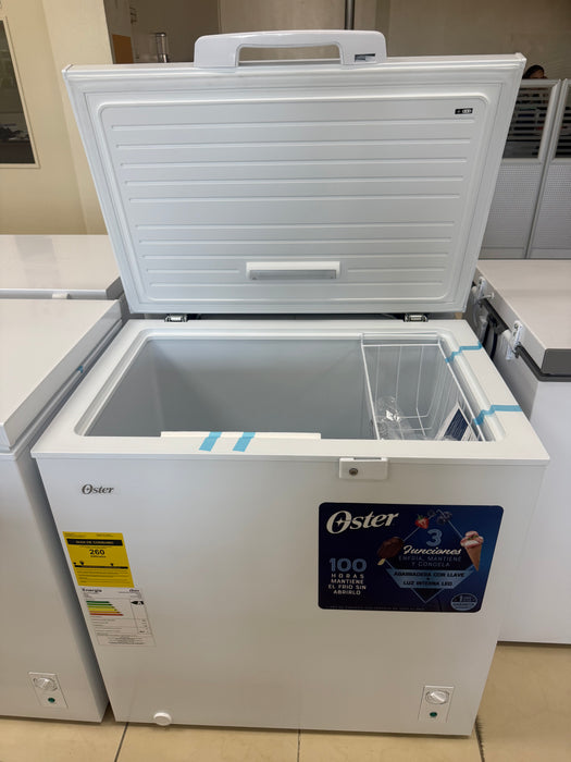 Freezer 7 pies Oster