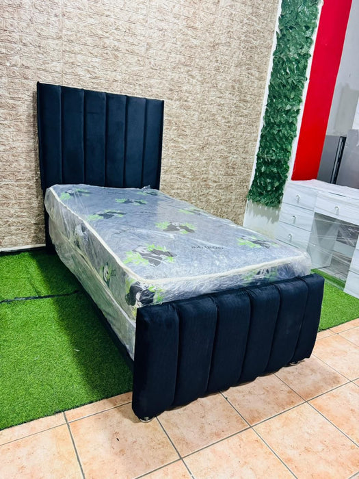 JUEGO DE CAMA DE 39 ESPALDAR NEGRO RAYADO Y COLCHON